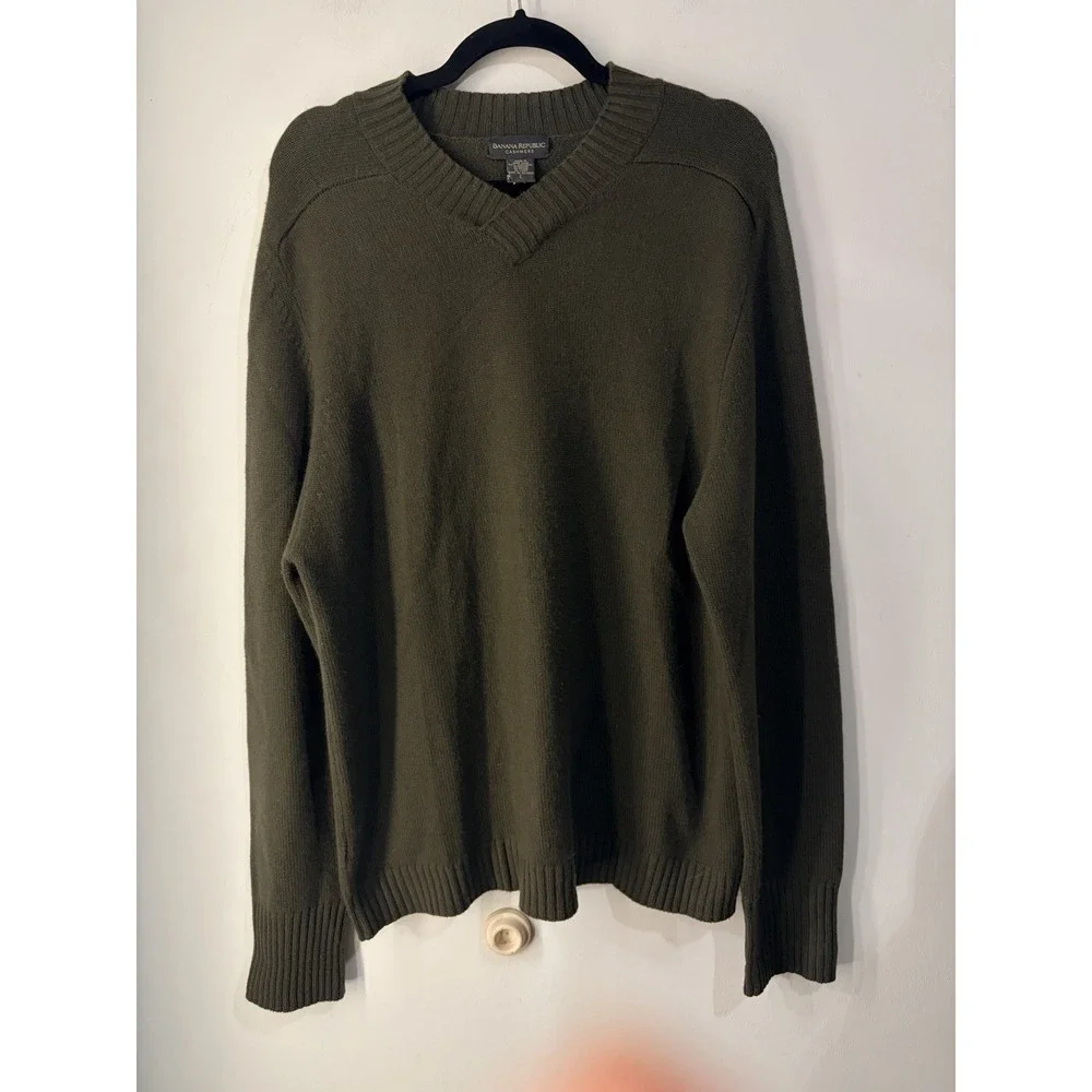 Vintage Banana Republic 100% Cashmere Sweater Men's Large Olive Green V Neck